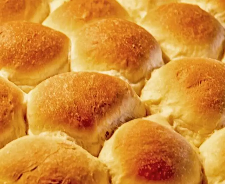 Featuring a pan of Easy Southern Yeast Rolls Recipe. This Southern style butter yeast rolls recipe can go with any meal, from soups, salads, barbecue and seafood